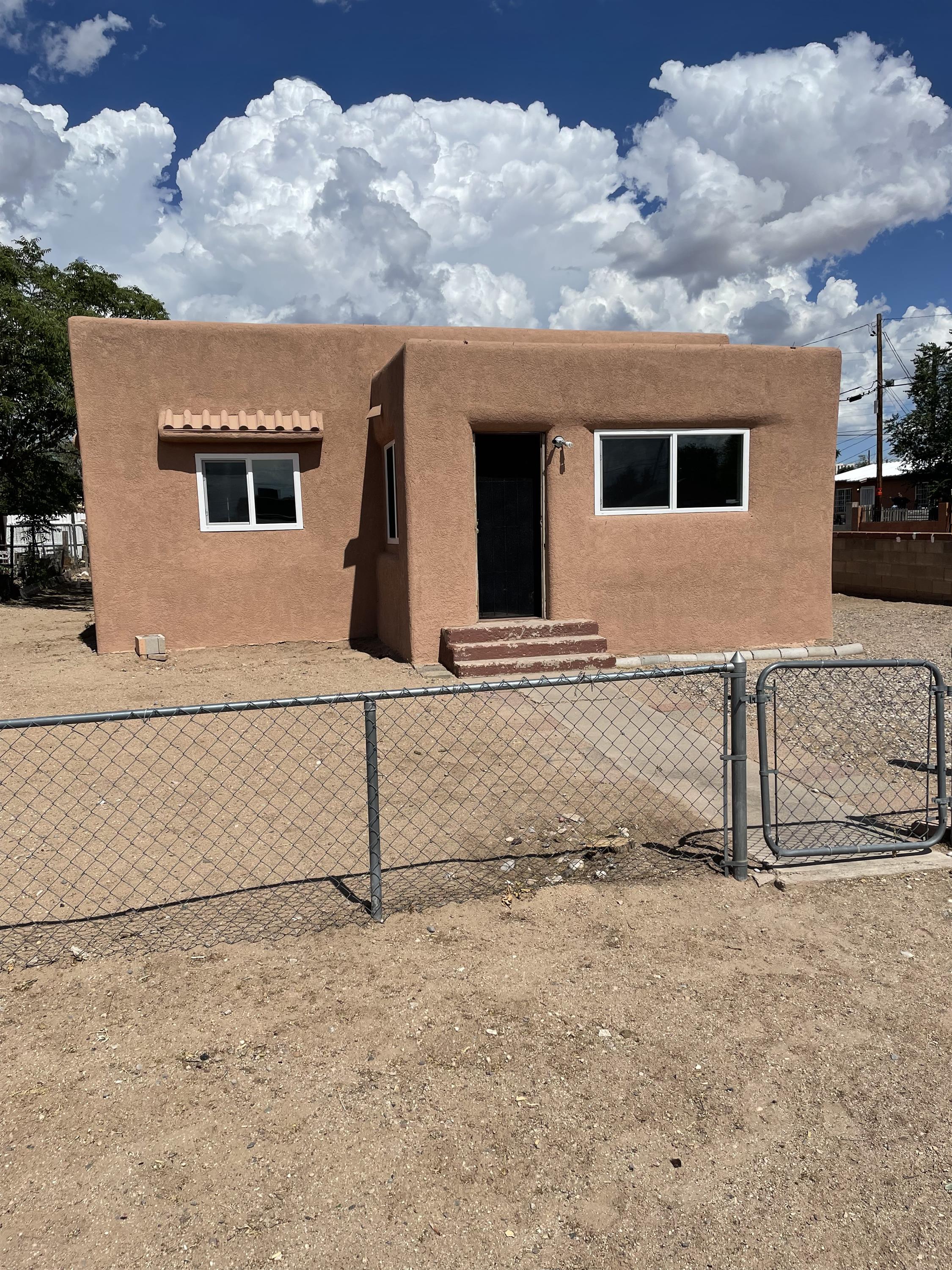 1924 Edith Boulevard Southeast