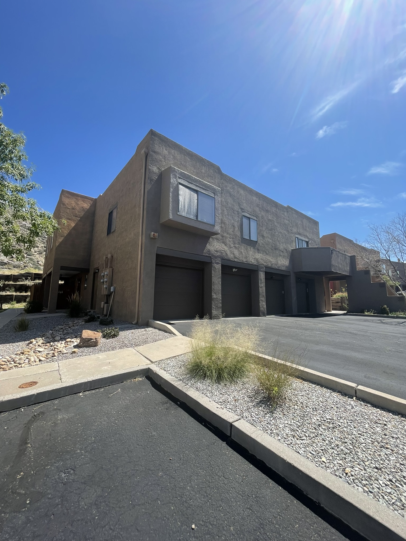2900 Vista Del Rey Northeast